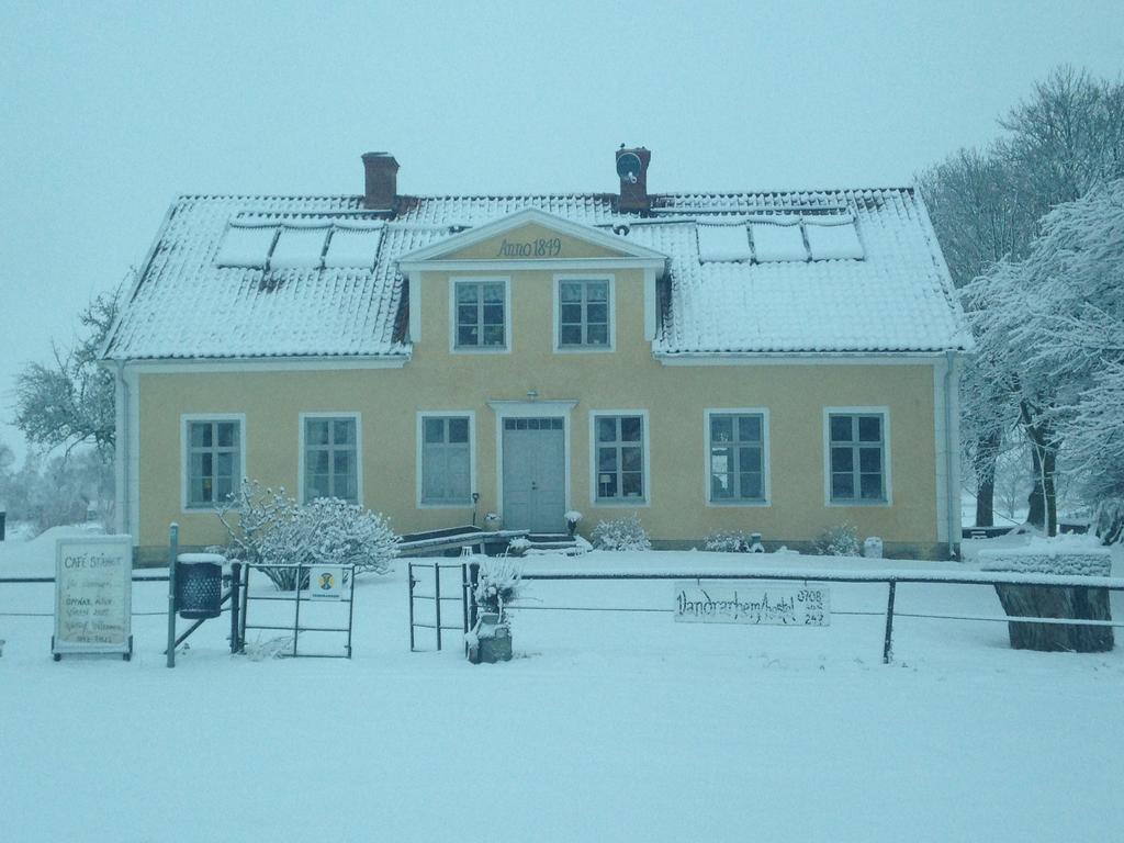 Takern Vandrarhem Svanshals Kültér fotó